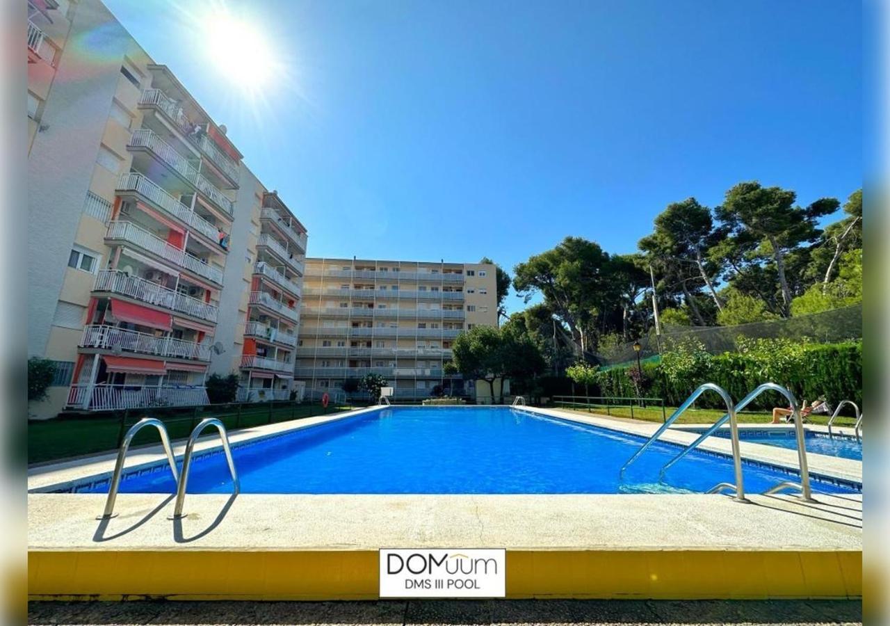 Domuum Holidays - Dms III Pool 살루 외부 사진