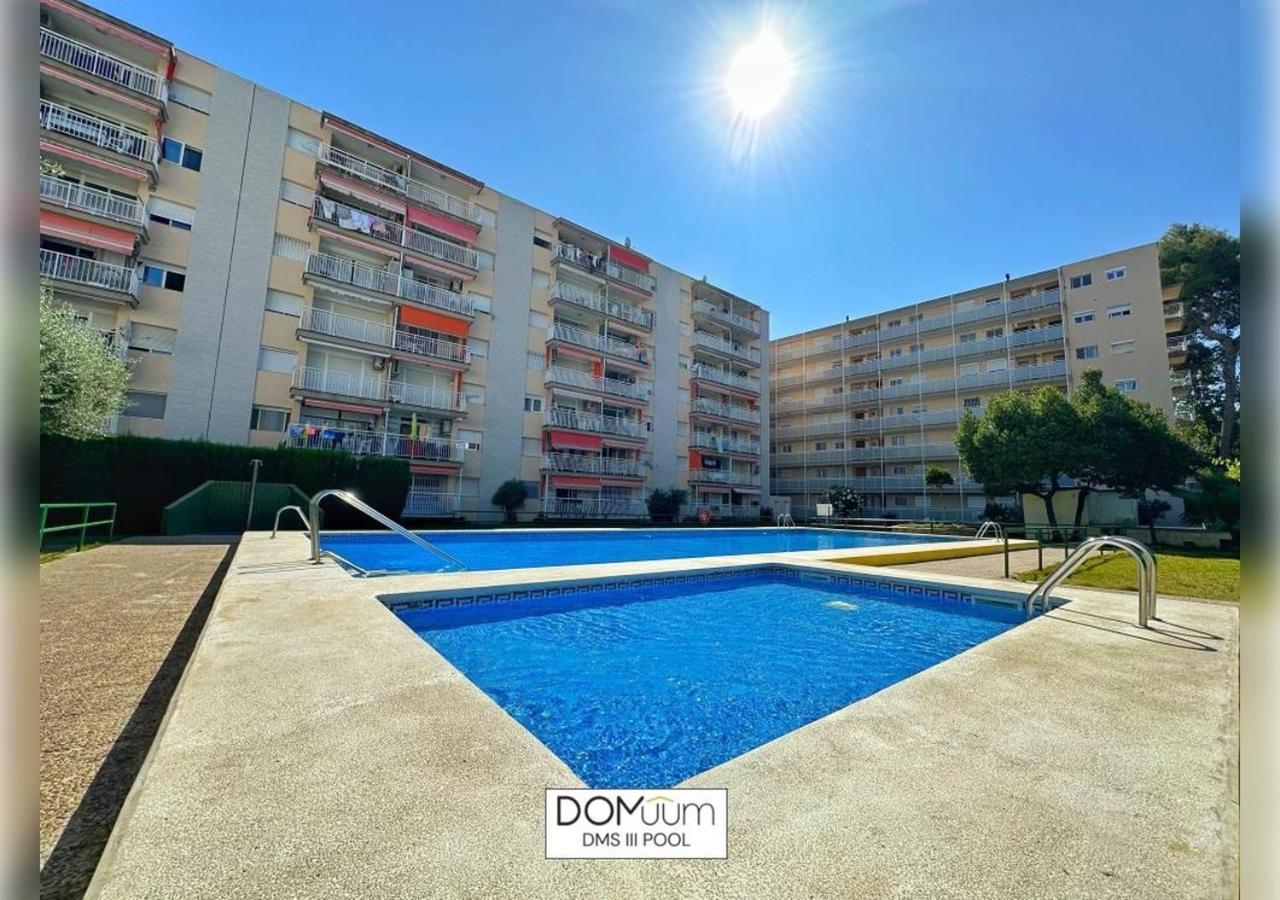 Domuum Holidays - Dms III Pool 살루 외부 사진